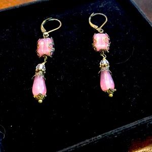 Antique Pink Crystal Earings